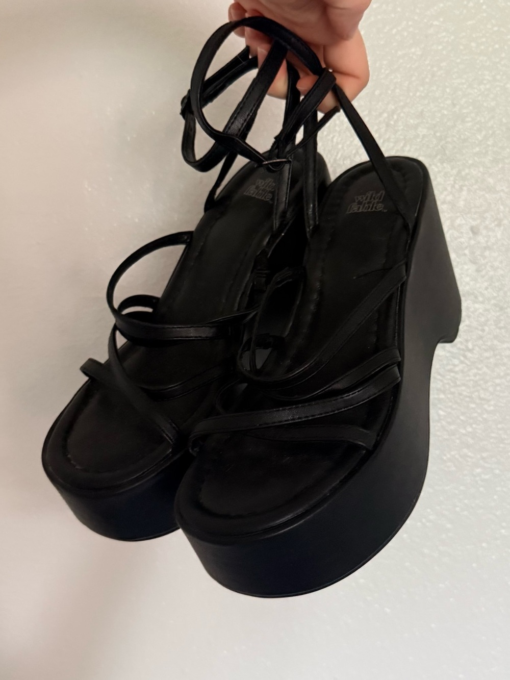 Wild Fable Women's Liza Platform Wedge Heels - Strappy ankle wrap - 90s grunge